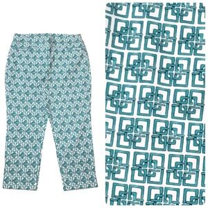 Chico’s Cropped Pants Pull On Stretch Size 2 US L/12